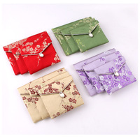 Pochette à bijoux en brocart de soie satinée de style traditionnel chinois, petite pochette recyclable avec bouton pour emballage cadeau