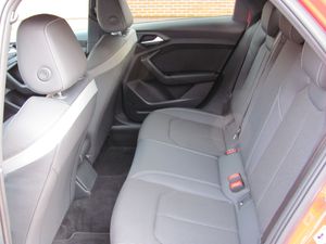 Voiture d'occasion à vendre <span class=keywords><strong>2022</strong></span> <span class=keywords><strong>Audi</strong></span> <span class=keywords><strong>A1</strong></span> <span class=keywords><strong>Sport</strong></span> Arrière 40 TFSI Faible kilométrage Bien entretenu - Product Image 4