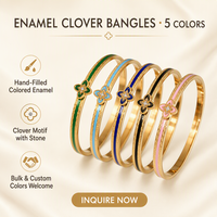 Bracelet tendance et mignon pour femme en acier inoxydable plaqué or jaune 18 carats avec trèfle à quatre feuilles géométrique chrétien et fleur en nacre noire