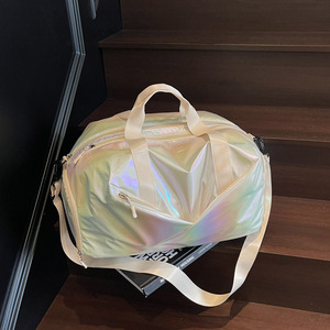 Sac à bandoulière décontracté et tendance, grande capacité, brillant et coloré, avec logo personnalisé, pour voyage, à bas prix, vente en gros - Product Image 3