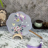 Éventail pliant rond en soie brodé à la main avec motifs de cerf et de fleurs, souvenir, éventail de danse, style national chinois, antique Chine