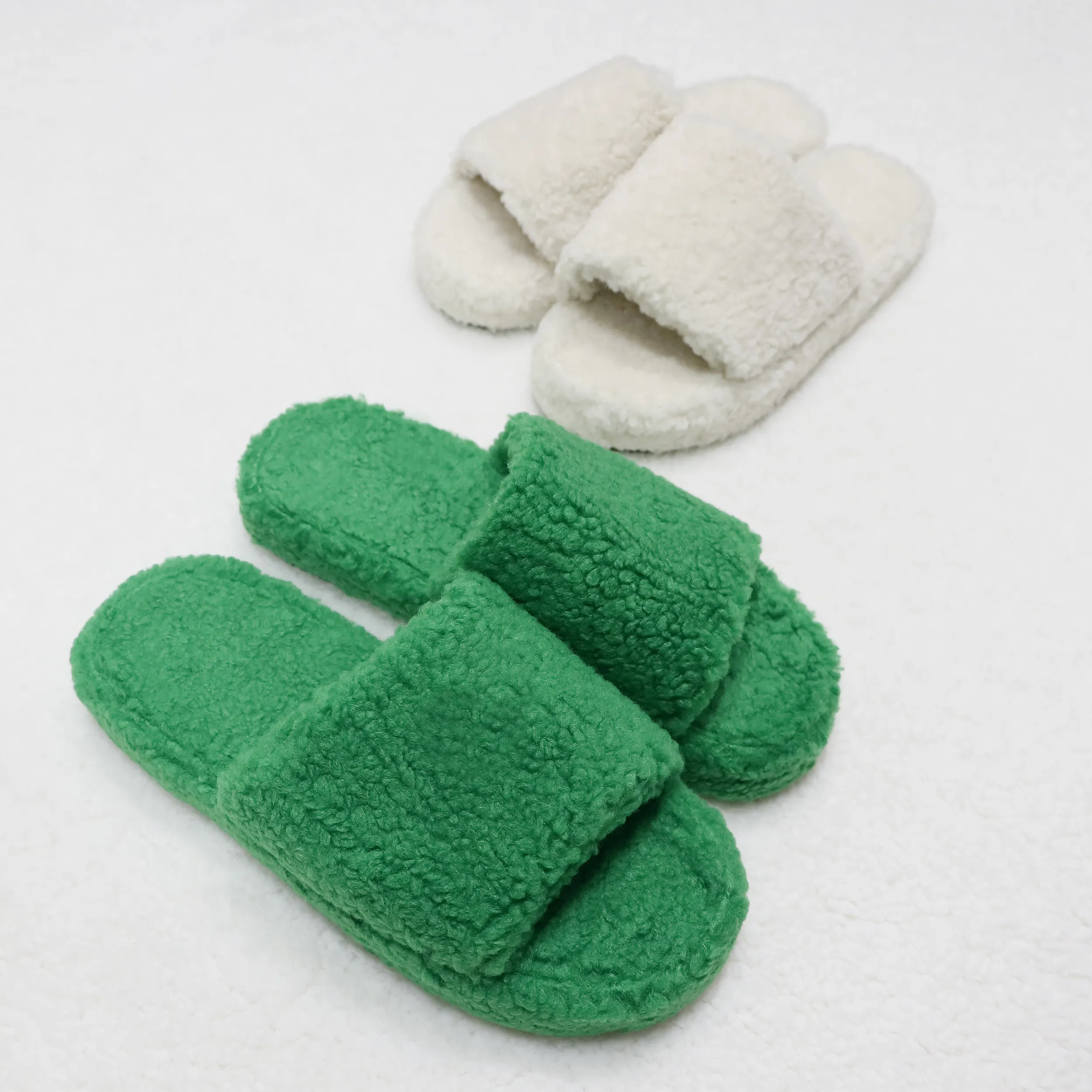 Wholesale Luxury Corduroy Plush Fluffy Footwear Slides,Cotton Green Towel Open Toe Sandals Slippers