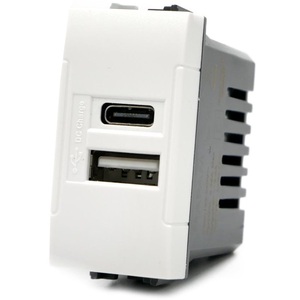 <b>USB</b> Power <b>Socket</b> <b>With</b> <b>USB</b> A And <b>USB</b> C Ports 5V 2.4A For Smart Home Charging - Product Image 1