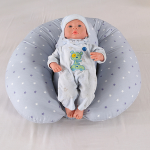 Oreiller de <span class=keywords><strong>grossesse</strong></span> et d'allaitement - Conception 2-en-1 avec une housse 100% coton, lavable en machine, gris avec étoiles blanches - Product Image 5