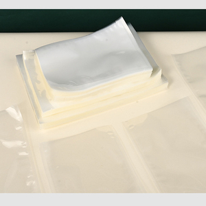 Bolsas de Plástico Transparentes para Envasado al Vacío de Salchichas y Carne Congelada, con Sellado Térmico, de PA, PE y Nailon, con Barrera Protectora - Product Image 4
