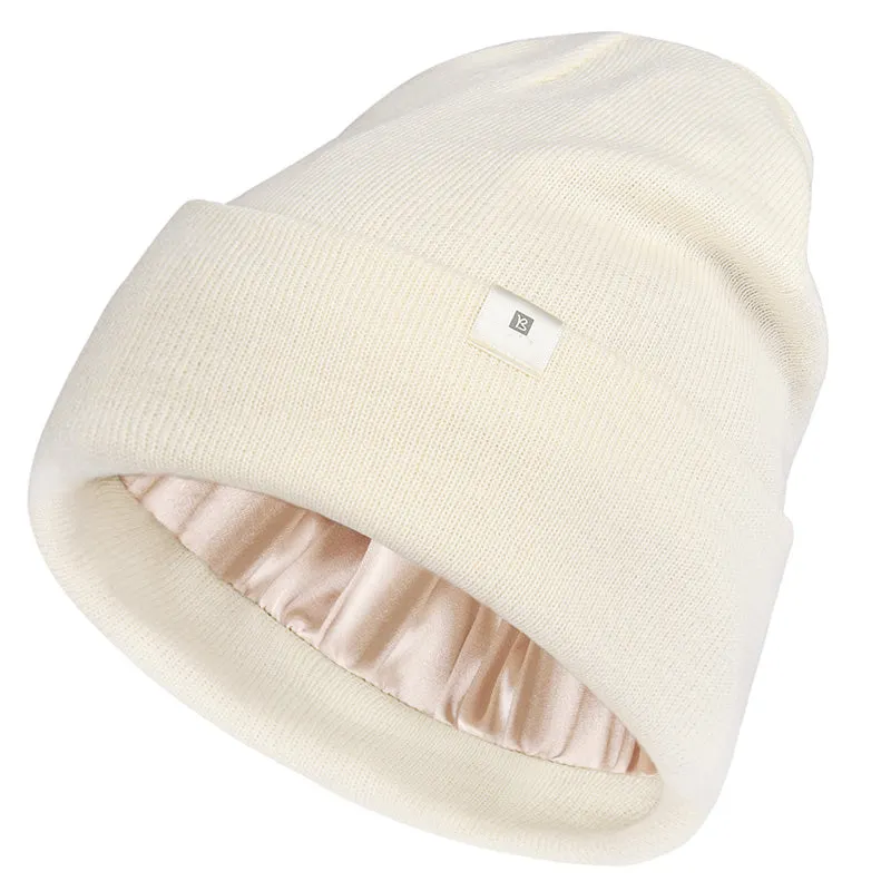Süper yumuşak moda klasik dayanıklı kaburga örme şapka kış katı Private Label günlük bere saten astar ile