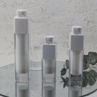 Emballage cosmétique pour crème visage à pompe sans air carrée double couche, imprimé sur mesure avec sérigraphie, estampage à chaud doré et impression UV