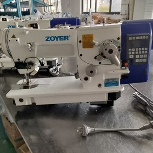 จักรเย็บผ้าซิกแซกคอมพิวเตอร์ ยี่ห้อ Zoyer แบบเตียงราบ ความเร็วสูง สำหรับงานอุตสาหกรรมสิ่งทอ - Product Image 1