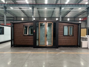 Maison extensible spacieuse à 2 chambres, cabane pliable portable de 20 pieds pour un usage moderne, bureau ou locations à <span class=keywords><strong>court</strong></span> <span class=keywords><strong>terme</strong></span> - Product Image 2