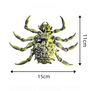 Un modèle d'araignée 3D imprimé, terrifiant et original, SDK30, doté de joints articulés et d'un matériau PLA avec une extrémité à dégradé laser - Product Image 2