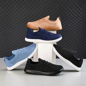 Nuevas <span class=keywords><strong>Zapatillas</strong></span> de Moda de Diseño de Alta Calidad para Hombre y <span class=keywords><strong>Mujer</strong></span>, Ligeras, con Cordones, Estilo de Punta Nueva, para Verano - Product Image 2