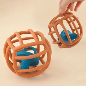 Vente flash - Jouet de dentition en silicone sans BPA, unisexe, en forme de balle, doux, cadeau personnalisé pour bébé, de qualité alimentaire, pour nouveau-nés et enfants - Product Image 4
