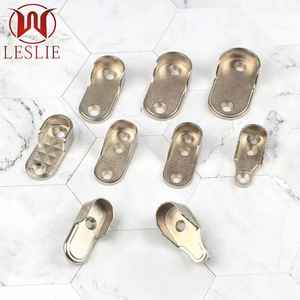 Accessoires de garde-robe Tiges de placard soudées de 1.0mm d'épaisseur Supports de tube de garde-robe ovales - Product Image 5