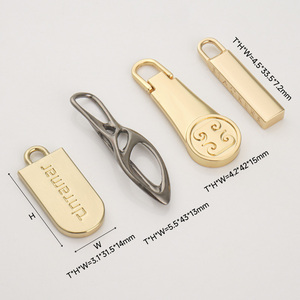Accesorios de ropa, tirador de cremallera grabado personalizado 3 #, tirador de cremallera con logotipo en relieve, tirador de cremallera de Metal dorado 5 # para bolsos, monederos - Product Image 2