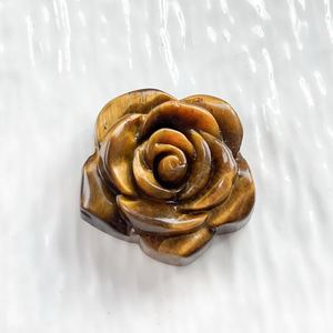 Artesanías de Cristal Natural Talladas a Mano de Alta Calidad: Ojo de Tigre, Ojo del Diablo, Cigarra, Caracol, Hexagrama, Rosa, Doble y Otras Formas de Cristal - Product Image 6