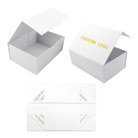 Boîte cadeau magnétique rigide pliable personnalisée avec logo, emballage de marque de vêtements de luxe blanc sur mesure