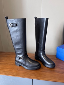 Bottes SW originales sur mesure pour femmes, avec des boucles personnalisées en cuir rétro distinctives, d'une marque réputée. - Product Image 2