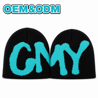 Bonnet d'hiver tricoté chaud personnalisé en jacquard avec motif lettres graffiti audacieuses pour usage quotidien en extérieur