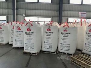 Poudre de résine S-PVC Huayi SG1, qualité moulage par injection, usage général, 1,35 g/cm³, matière première chlorure de polyvinyle, sac jumbo - Product Image 2