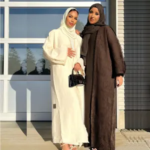 Großhandel Mode Bescheidene Islamische Kleidung Designs Einfarbiges Dubai Kleid Langer Wintermantel für Frauen Muslim Open Abaya