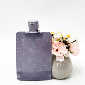 Bolsa con Boquilla de Plástico PE Blanco de 3.3oz, Ecológica, con Logotipo Personalizado, Sellado Térmico para Desinfectante de Manos Clean Freak - Product Image 6