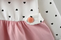 Robe blanche de conception de style de mode robes de soirée pour bébés filles pour fille 2 ans de port décontracté
