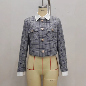 Blazer Corto con Cuello Camisero y Estampado Floral Pequeño a Cuadros para Mujer, Colección Primavera 2026 - Artículos Populares en Tiendas Especializadas - Product Image 6