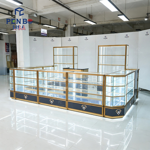 Kiosque de centre commercial au design unique pour bijoux et parfums, avec vitrine centrale en verre trempé, pour bijouteries dans les centres commerciaux - Product Image 3