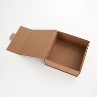 Boîte d'emballage express en papier kraft brun pliable avec logo personnalisable pour l'emballage de cadeaux, de vêtements et de chaussures
