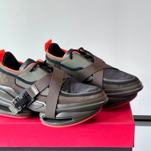 Chaussures de sport respirantes et antidérapantes de haute qualité pour hommes, idéales pour l'été et l'automne, pour le basketball et le skateboard - Product Image 6