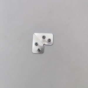 Soportes de esquina de aluminio 50x29mm, conectores de herrajes duraderos para muebles, para soportes de mesas, sillas, puertas y ventanas - Product Image 3