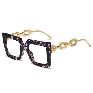 Nouvelles <span class=keywords><strong>lunettes</strong></span> optiques avec <span class=keywords><strong>chaîne</strong></span> en métal, monture <span class=keywords><strong>tendance</strong></span> pour femmes, monture de couleur, vente en gros, <span class=keywords><strong>2022</strong></span> - Product Image 5