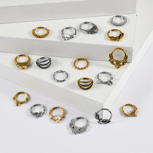 Pendientes de aro de acero inoxidable electrochapado con piedra natural de Gaby, joyería para piercing de septum con diseño de águila y serpiente. - Product Image 3