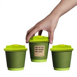 Tasse à café réutilisable verte avec couvercle, design en papier kraft – Passez votre temps dans le bonheur, la vie, l'amour, le café – 330 ml, simple paroi, pour boissons chaudes - Product Image 5