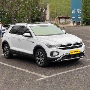 <span class=keywords><strong>Volkswagen</strong></span> <span class=keywords><strong>T</strong></span>-<span class=keywords><strong>Roc</strong></span> 280TSI DSG Time Edition 2023-2024: SUV Usato di Lusso Economico e Veloce (200 km/h) - Motore 1.4T - Product Image 3