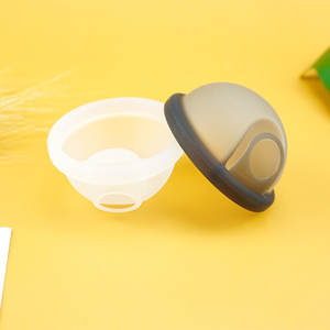 Vente en gros de disque menstruel réutilisable pour femmes avec anneau disque menstruel en silicone de qualité médicale - Product Image 6