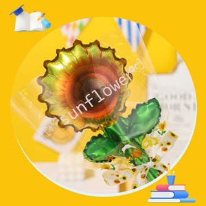 I bambini scattano foto per commemorare l'inizio dell'asilo e ricevono palloncini a forma di girasole come regalo, palloncini in lamina di alluminio - Product Image 6