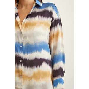 Camisa de gasa con estampado de acuarela para mujer, blusa azul informal con botones para uso diario - Product Image 4