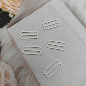 Venta al por mayor de anillas metálicas HH4K para sujetadores, deslizadores de aleación ecológica, accesorios de lencería, anillas para tirantes con patrones, para trajes de baño, en forma de 8 - Product Image 4