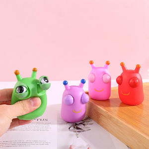 Bán Buôn Dễ Thương Màu Xanh Lá Cây Nhỏ Bug Cảm Giác Căng Thẳng Cứu Trợ Đồ Chơi Mềm Cao Su Mới Lạ Bóng Với Giáo Dục Chức Năng Pvc Chất Liệu Trẻ Em - Product Image 5