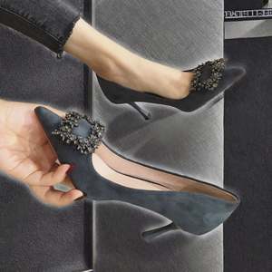 Sandalias Romanas Retro Cómodas con Remaches Puntiagudos para Mujer, Diseño de Moda, Verano 2025 - Product Image 3