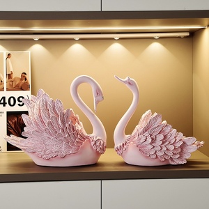 Home Decor Resin Crafts Nordic Light Luxury Style Lovers Swan Home Office Furniture Ornament Accessories Room Decor Gift Sets