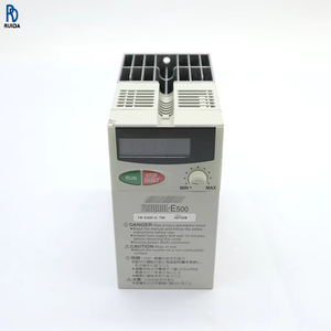 Variador de Frecuencia FR-E520-0.75K FR-E520-0.4K FR-E520-1.5K FR-E520-2.2K FR-E520-3.7K Compact Drive para Automatización Industrial - Product Image 1