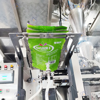 Machine de remplissage et d'emballage automatique de sachets préformés à fermeture éclair pour café, cacao, snus, farine avec sacs en papier et moteur