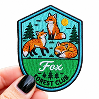 Écusson brodé personnalisé renard, badge du club Forêt de Renards pour vestes, sacs à dos, casquettes, vêtements de randonnée et équipement de plein air AWELLS