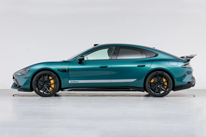 Xiaomi SU7 Ultra: Xe điện hiệu năng cao, sẵn sàng đua đường đua, với hệ thống dẫn động ba động cơ AWD 1548 mã lực, khả năng tăng tốc 0-100km/h trong 1,98 giây, tốc độ tối đa 350km/h. - Product Image 6