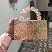 Pochette élégante en résine à prix réduit pour femme, faite à la main pour mariages et occasions formelles, à bas prix par CRAFTS GALORE