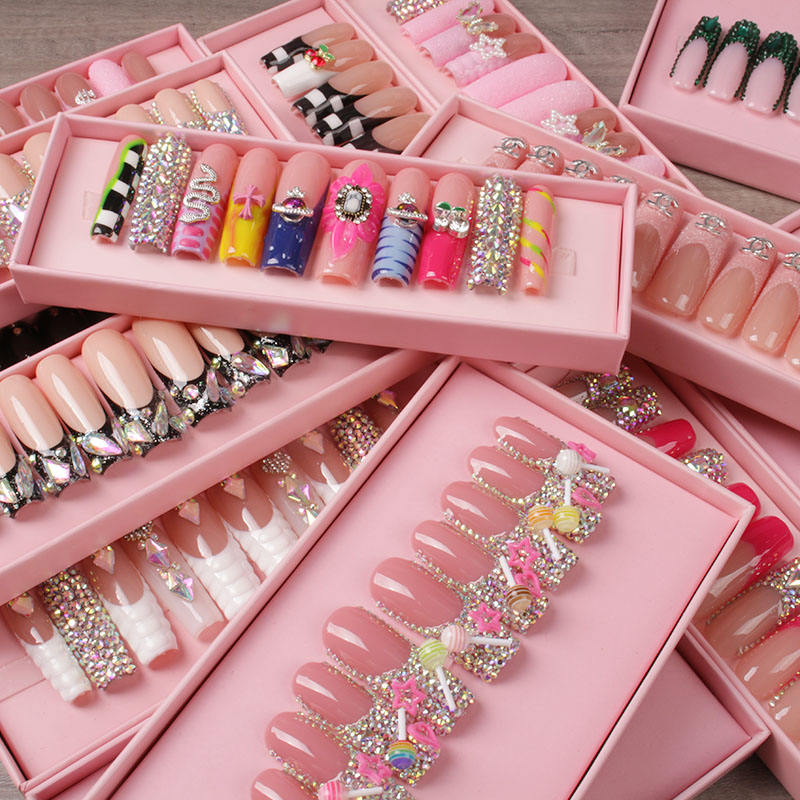 Handmade 3D Luxury INS Style Acrylic False Nails High Quality Sparkling Rhinestone Flower Wholesale Artificial Fingernails