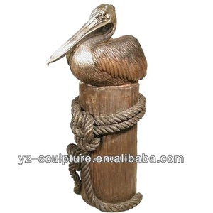 A grandezza naturale classica statua del pellicano di bronzo in piedi sul barilotto in metallo Design con tecnica di fusione - Product Image 6