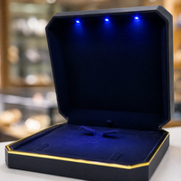 Boîte à bijoux personnalisée avec éclairage LED, étui en cuir noir mat pour présentation de luxe, 2 pièces, possibilité de personnaliser le logo